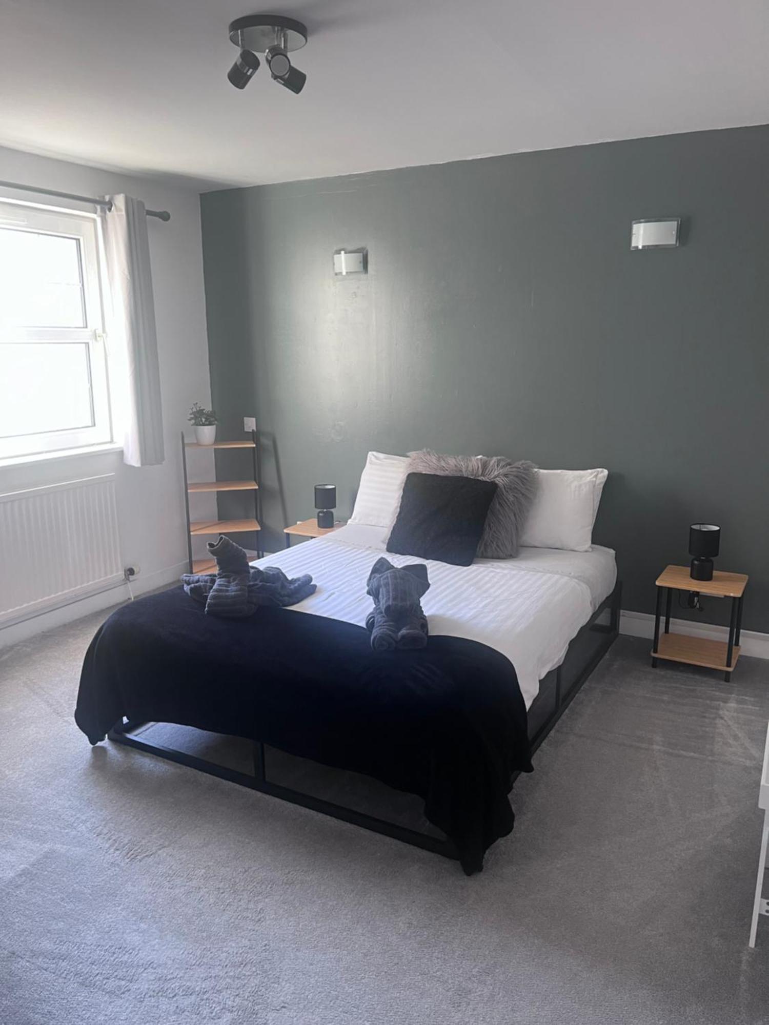 Stylish Apartment In The Heart Of Inverness Exteriör bild